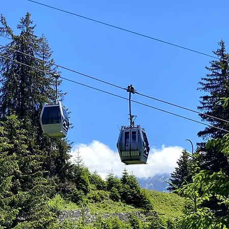 Julie In Villars-sur-ollon